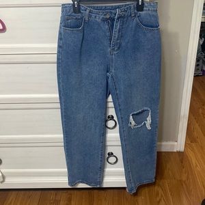 Medium washed jeans